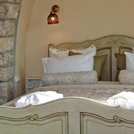 Beit Ha'Omanim Hotel Safad Eksteriør billede