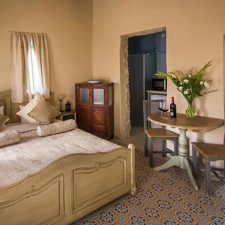Beit Ha'Omanim Hotel Safad Eksteriør billede