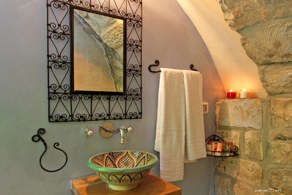 Beit Ha'Omanim Hotel Safad Værelse billede