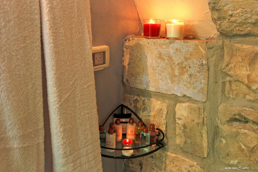 Beit Ha'Omanim Hotel Safad Værelse billede