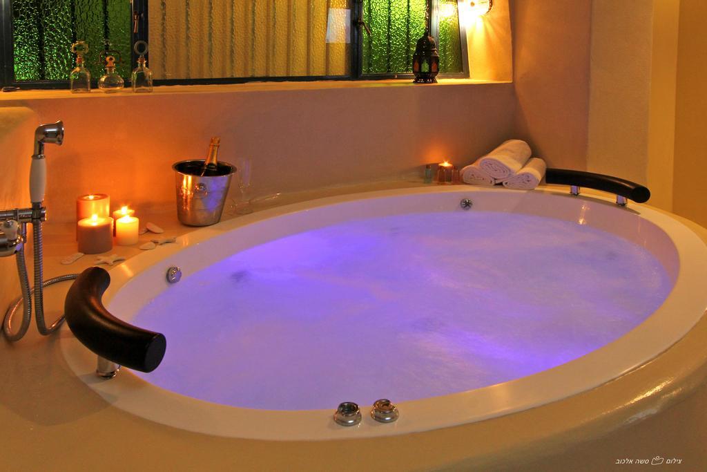 Beit Ha'Omanim Hotel Safad Værelse billede